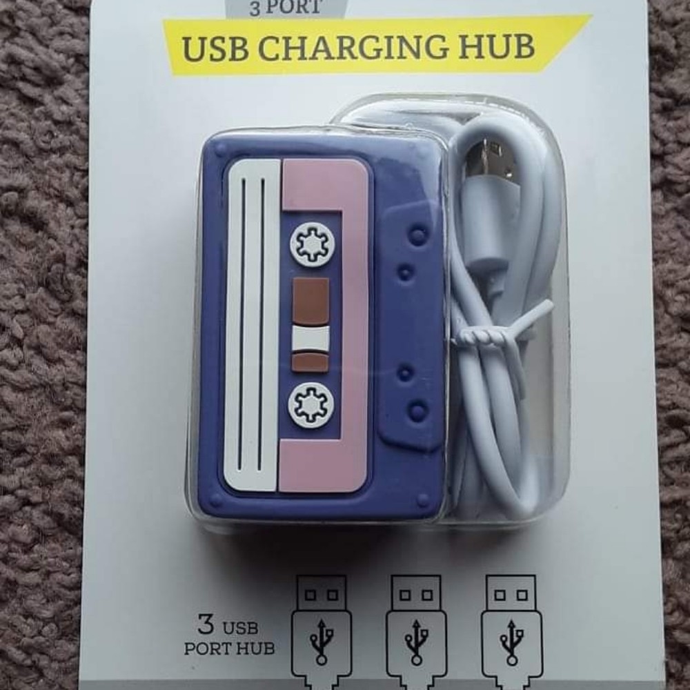 Cassette 3 Port USB Charging Hub